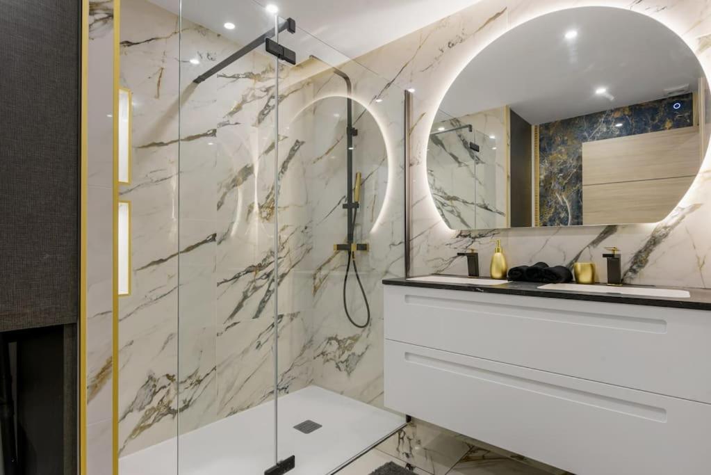 Luxury Sea View Puerto Banus Apartment Marbella Bagian luar foto