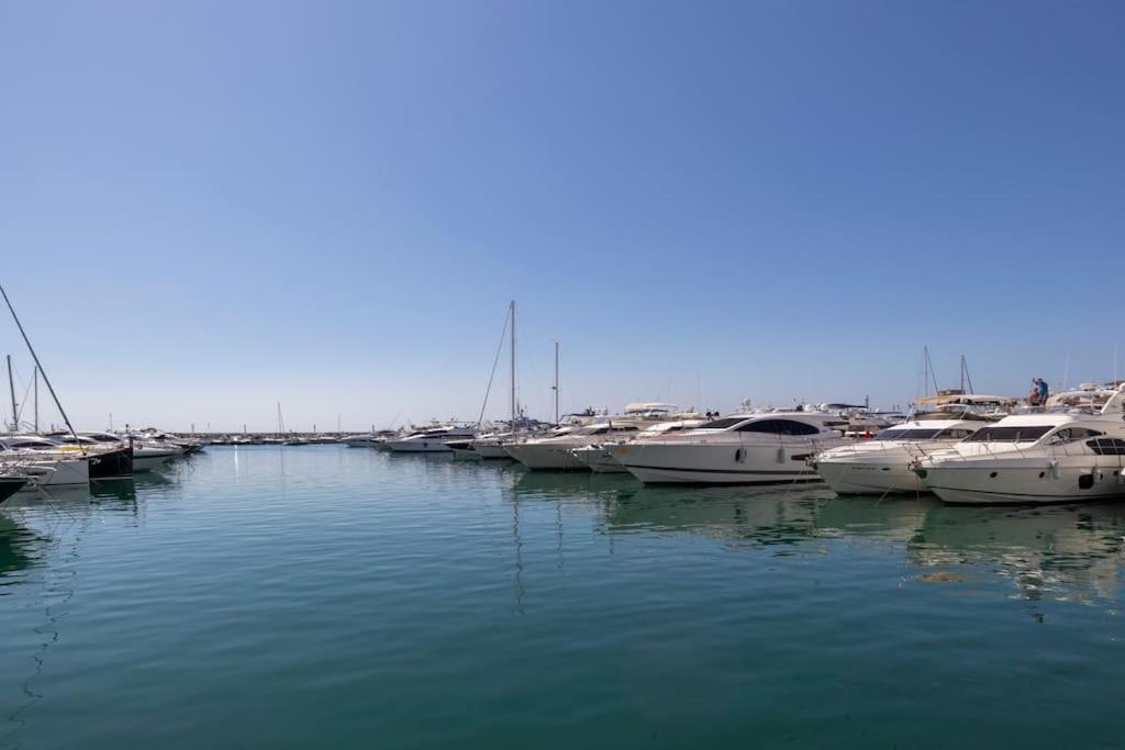 Luxury Sea View Puerto Banus Apartment Marbella Bagian luar foto
