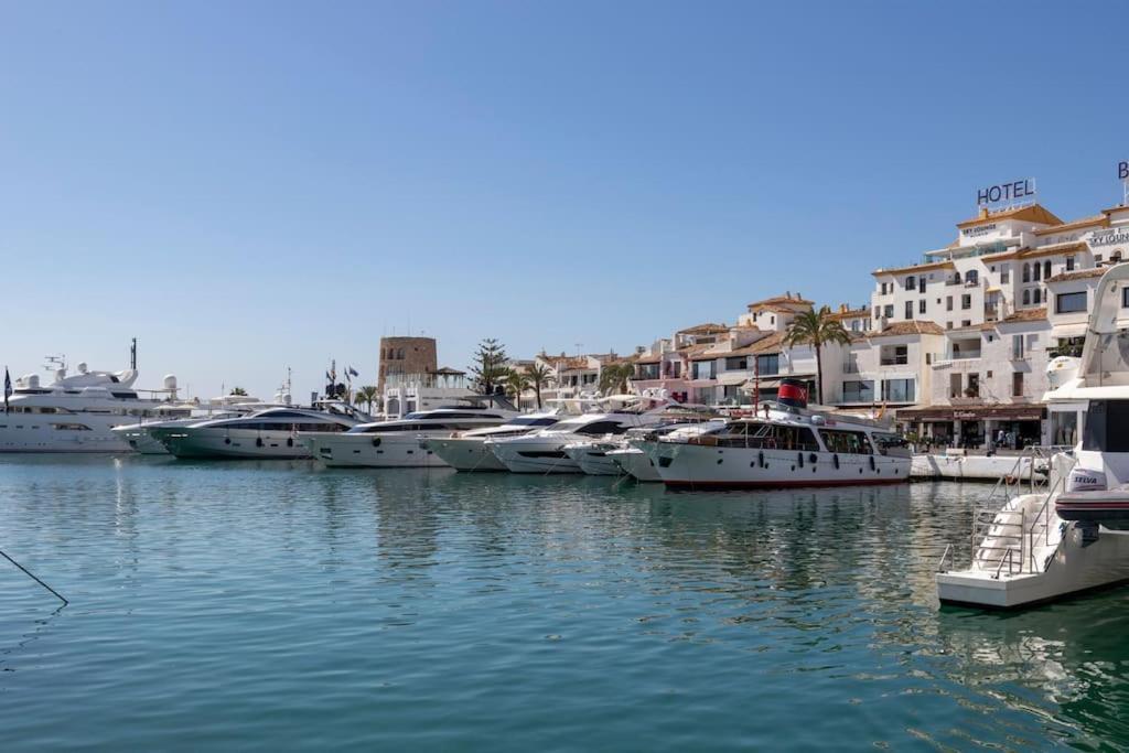 Luxury Sea View Puerto Banus Apartment Marbella Bagian luar foto